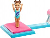 Barbie antrenoare de gimnastica DMC37