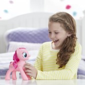 My Little Pony Razi Impreuna Cu Pinkie Pie E5106 figurina interactiva