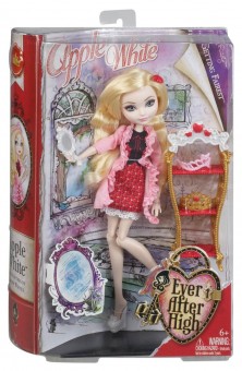 Ever After High Apple White Getting Fairest