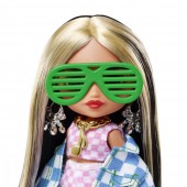 Barbie  Extra Minis cu par lung si haine in carouri HGP64