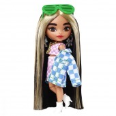 Barbie  Extra Minis cu par lung si haine in carouri HGP64