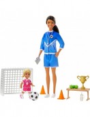 Barbie antrenor de fotbal GLM53