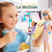 Barbie papusa Dentist JCR74
