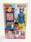 Barbie papusa invatatoare FJB29