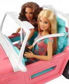 Barbie masina Jeep cu doua papusi FPR59