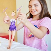 Barbie Made To Move Papusa gimnasta FJB18