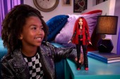 Descendants 4 Singing Red HWT96 