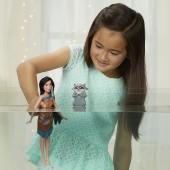 Disney Princess Pocahontas in rochie care isi schimba culoarea E0283