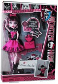 Monster High Picture Day Draculaura Y4310
