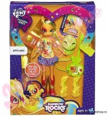 Papusa My Little Pony Equestria Girls Rocks AppleJack cu Accesorii A7251